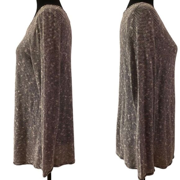 Gap Long Sleeve Black and White Striped Top‎ - Picture 3 of 11